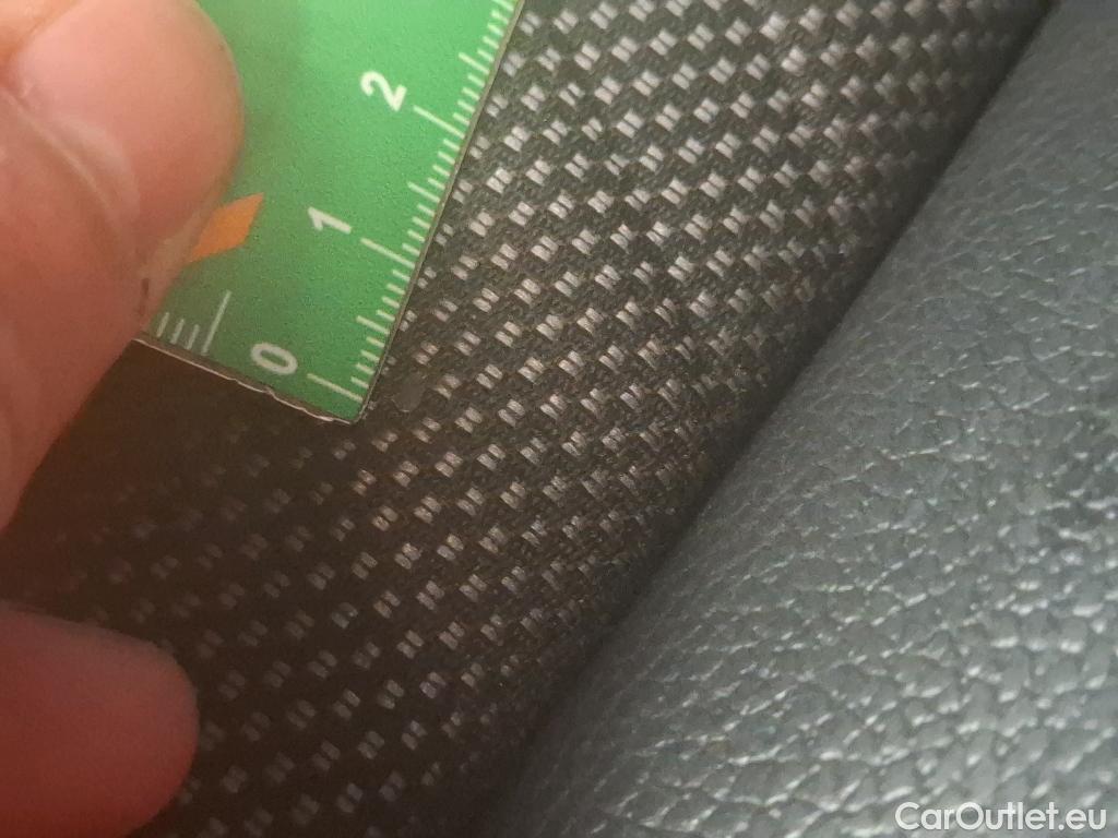  Mercedes  A-Klasse MERCEDES-BENZ Classe A 5p Berline A 180 d Business Line 7G-DCT #20