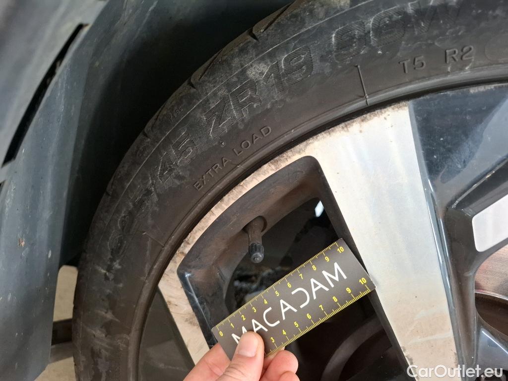  Nissan  Qashqai NISSAN  / 2017 / 5P / Crossover 1.3 DIG-T 140 Tekna #33