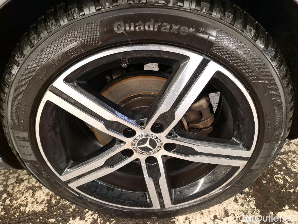  Mercedes  CLA-Klasse MERCEDES-BENZ CLA Shooting Brake / 2019 / 5P / Break CLA 200 d Business Line BA8 #19