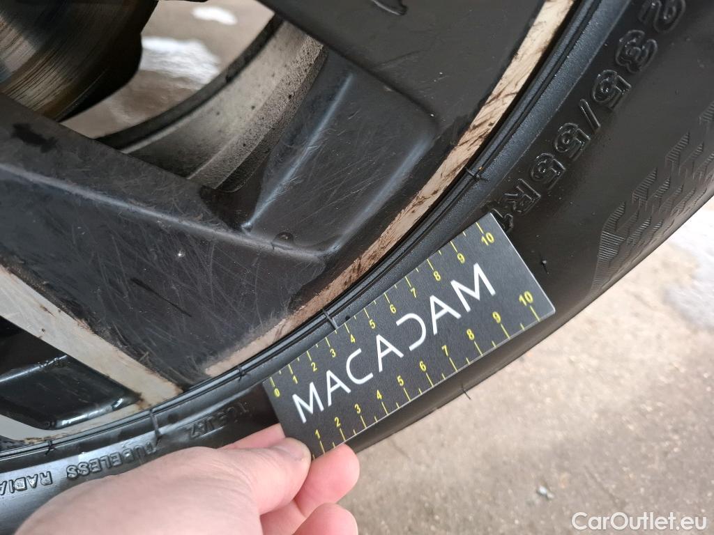  Mercedes  GLA MERCEDES-BENZ  / 2020 / 5P / SUV 2.0  200 D BUSINESS LINE DCT #45