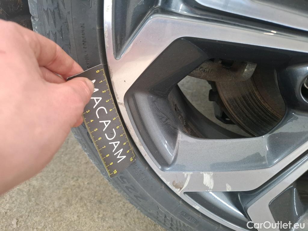  KIA  Cee'd KIA ceed / 2018 / 5P / Break 1.6 GDI ISG ISG PHEV PREMIUM SW DCT7 #23