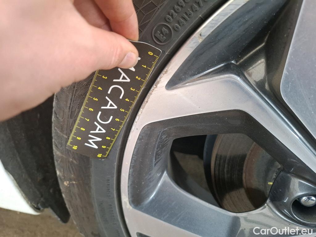  KIA  Cee'd KIA ceed / 2018 / 5P / Break 1.6 GDI ISG ISG PHEV PREMIUM SW DCT7 #15