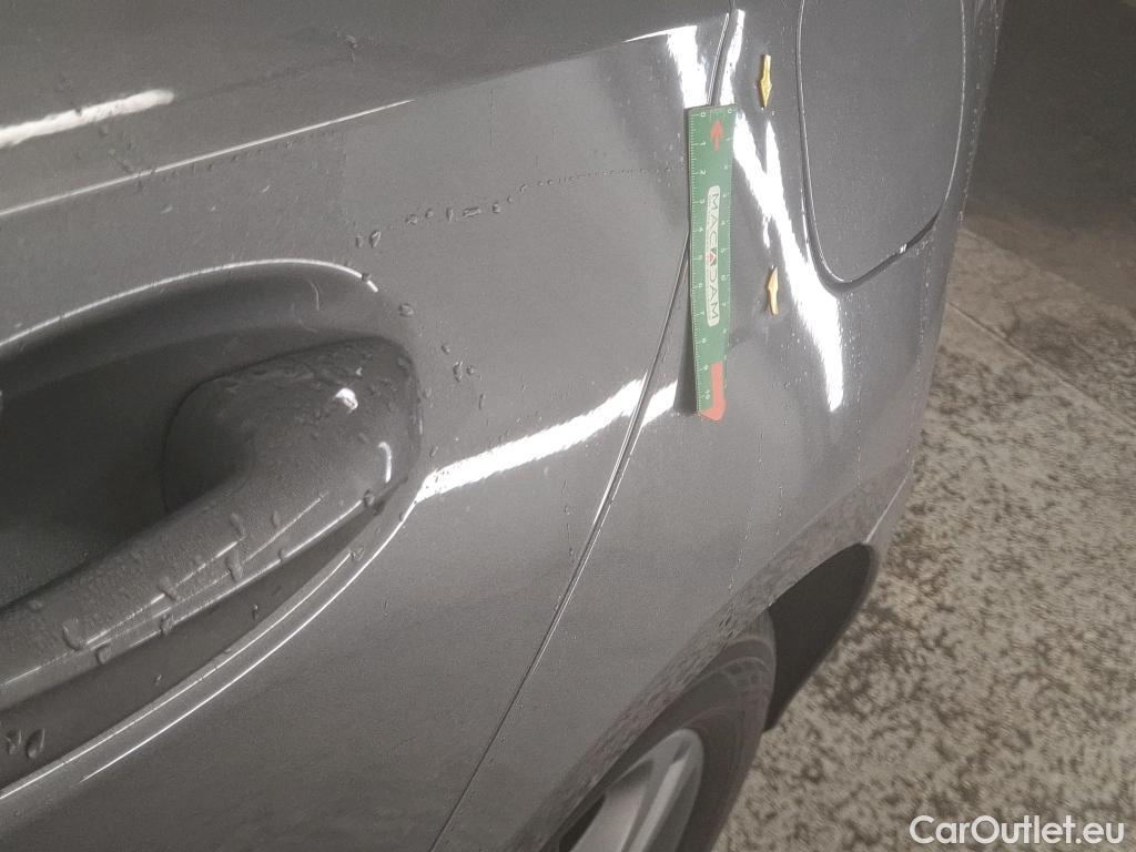  Mercedes  A-Klasse MERCEDES-BENZ Classe A 5p Berline A 180 d Business Line 7G-DCT #2