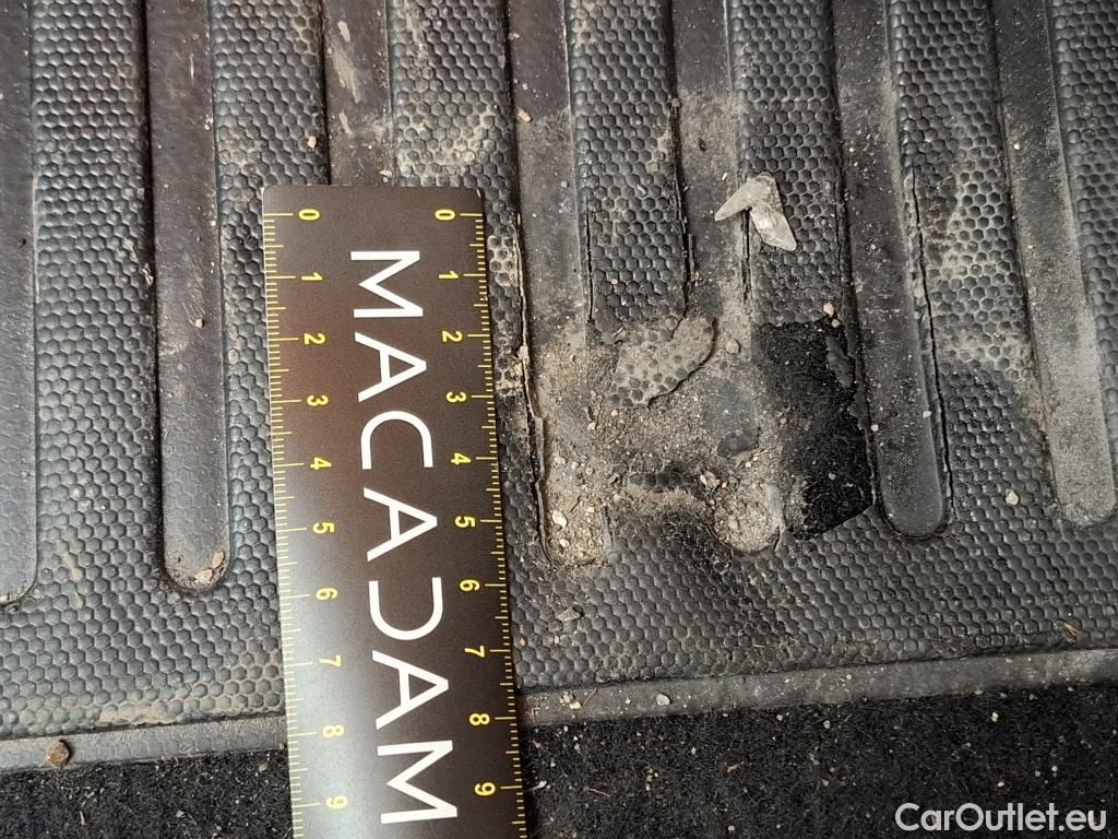  Peugeot  2008  Allure Business 1.2 PureTech 110CV BVA6 E6 #46