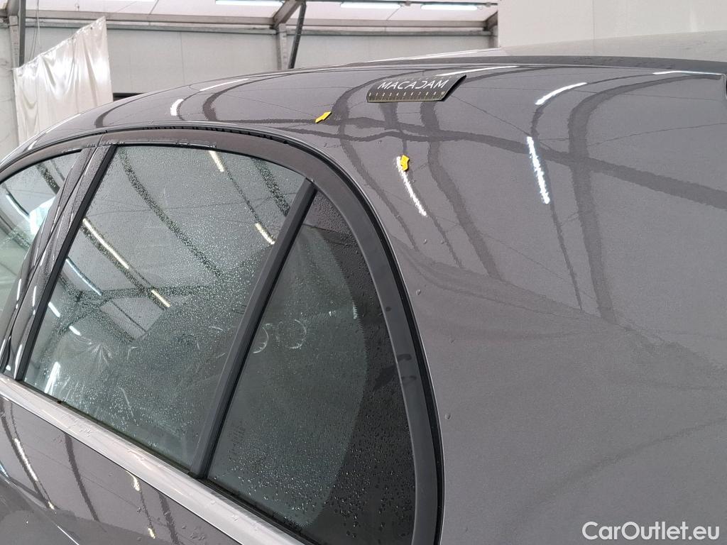  Mercedes  A-Klasse MERCEDES-BENZ Classe A Compact / 2018 / 5P / Berline A 180 d Business Line #14