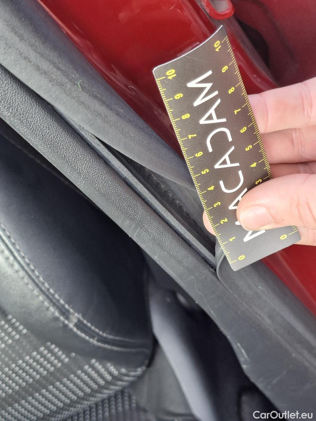  Peugeot  2008  Allure Business 1.2 PureTech 110CV BVA6 E6 #15