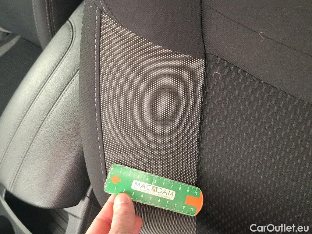  Nissan  Qashqai NISSAN  / 2017 / 5P / Crossover 1.3 DIG-T 160 DCT Business Edition #22