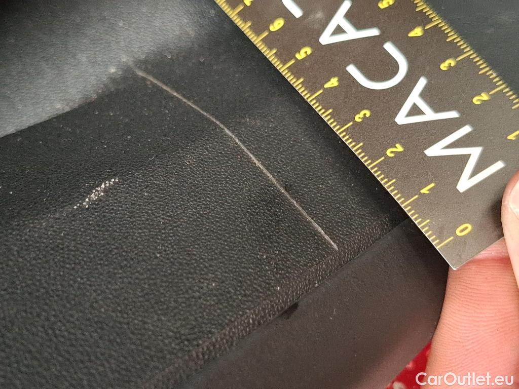  Peugeot  2008  Allure Business 1.2 PureTech 110CV BVA6 E6 #58