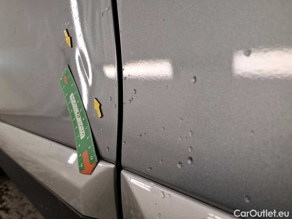  Peugeot  2008  Allure Business 1.5 HDi 130CV BVA8 E6d #3