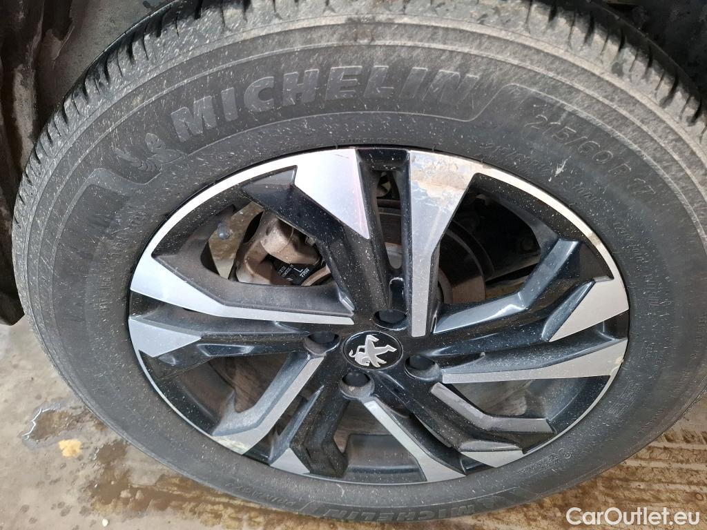  Peugeot  2008  Allure Business 1.2 PureTech 100CV BVM6 E6d #10