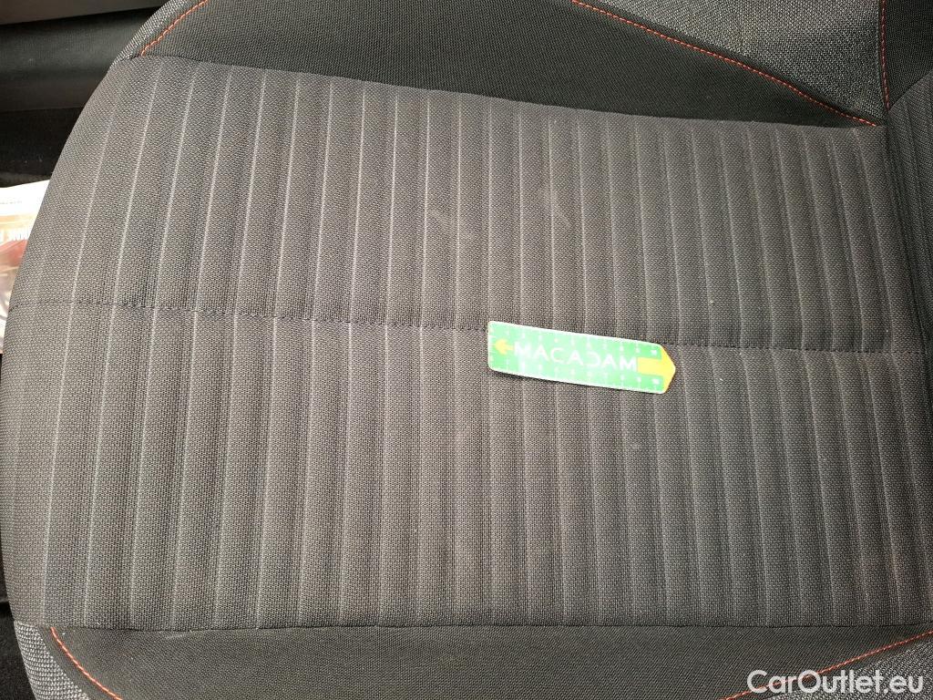  Peugeot  208  Active Business 1.5 HDi 100CV BVM6 E6d #32