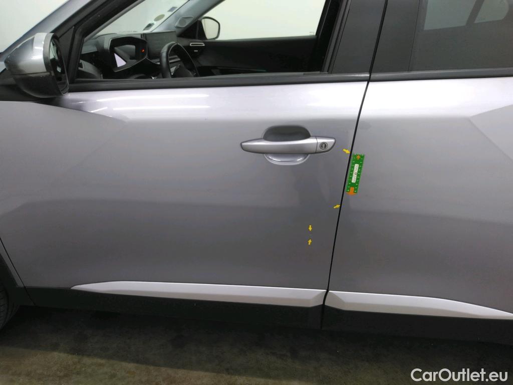  Peugeot  2008  Allure Pack 1.5 HDi 130CV BVA8 E6d #15