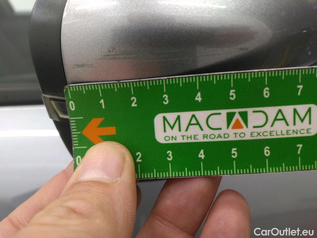  Peugeot  2008  Allure Pack 1.5 HDi 130CV BVA8 E6d #28