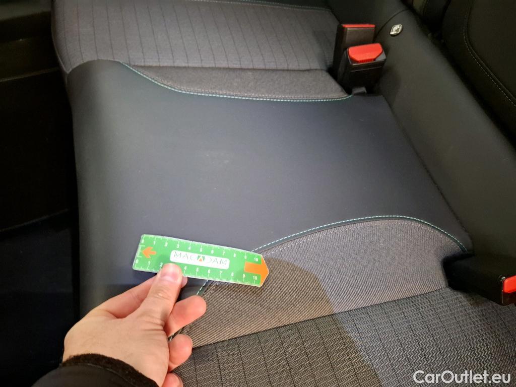  Peugeot  2008  Allure Business 1.5 HDi 130CV BVA8 E6d #33