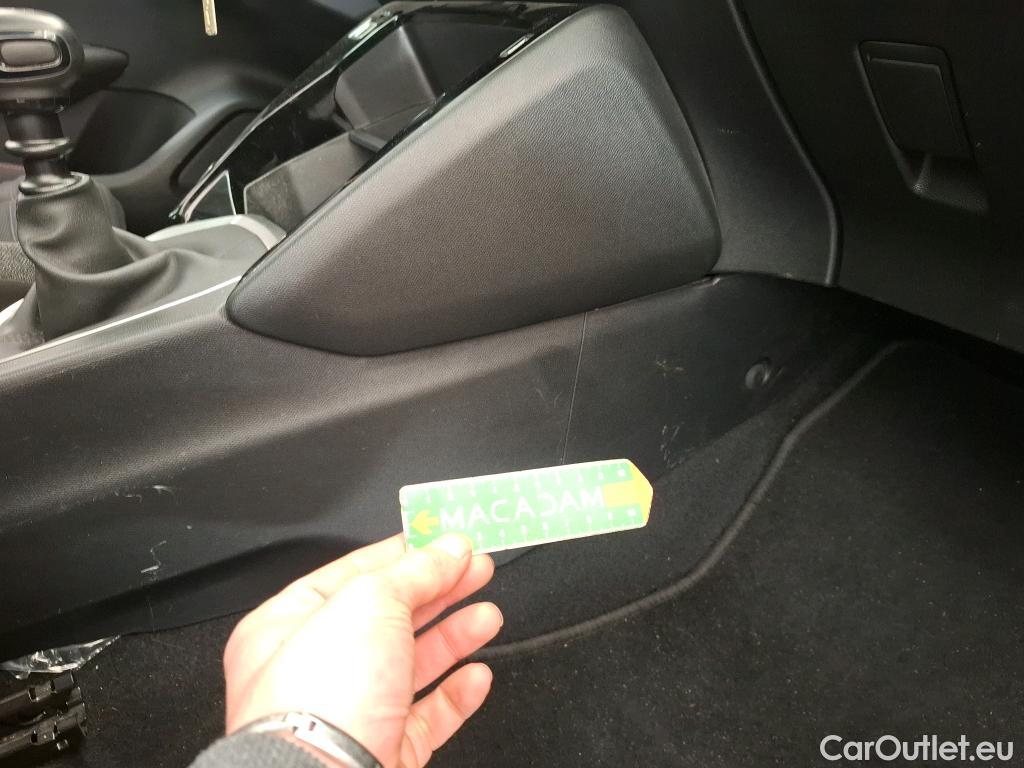  Peugeot  208  Active Business 1.5 HDi 100CV BVM6 E6d #20