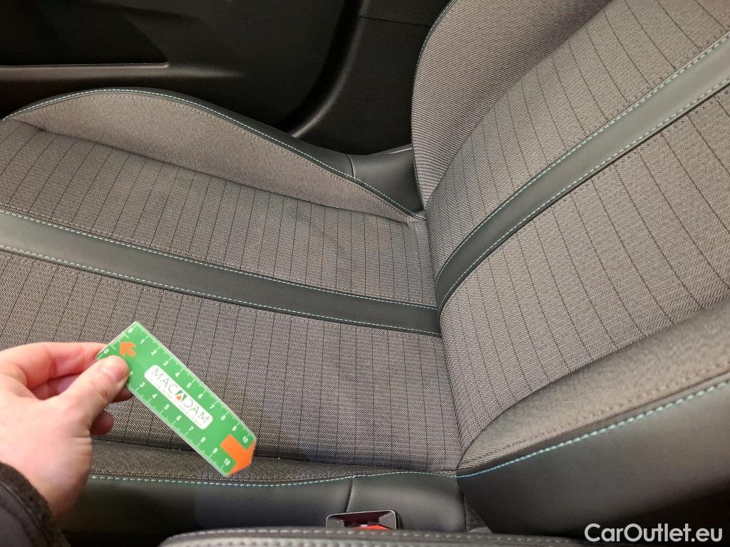  Peugeot  2008  Allure Business 1.5 HDi 130CV BVA8 E6d #31