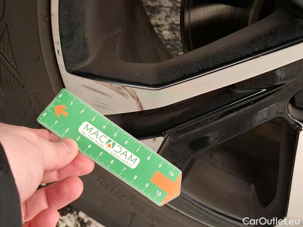  Peugeot  2008  Allure Business 1.5 HDi 130CV BVA8 E6d #14