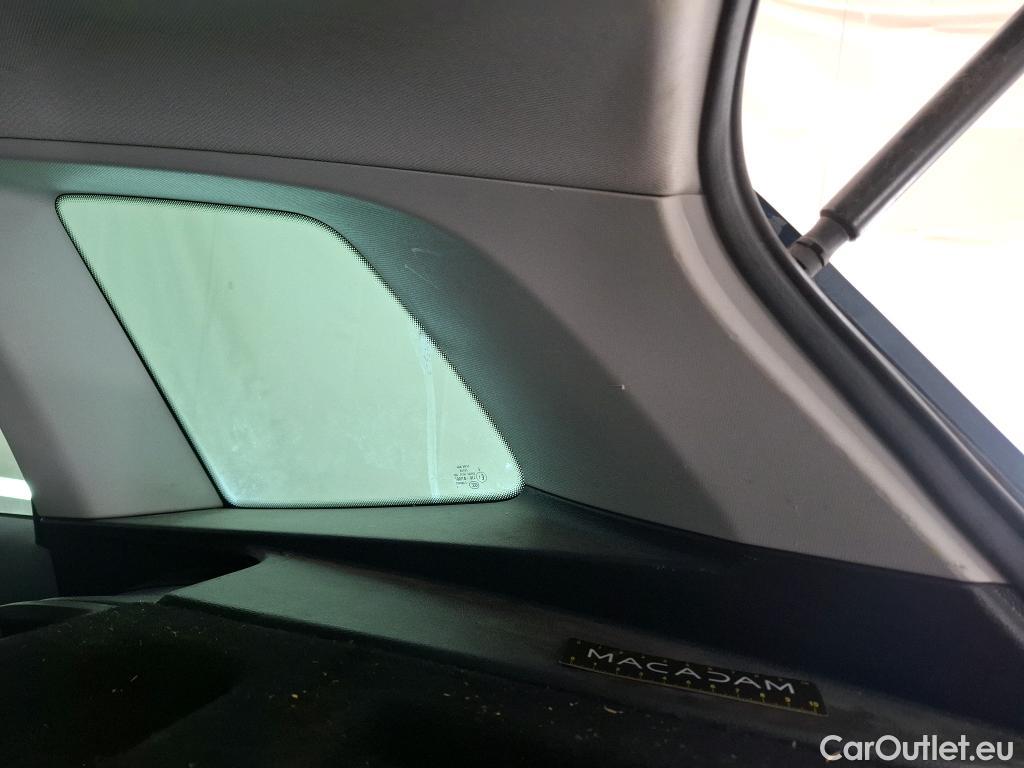  Skoda  Karoq SKODA  / 2017 / 5P / SUV 1.5 TSI ACT 150ch Ambition #39