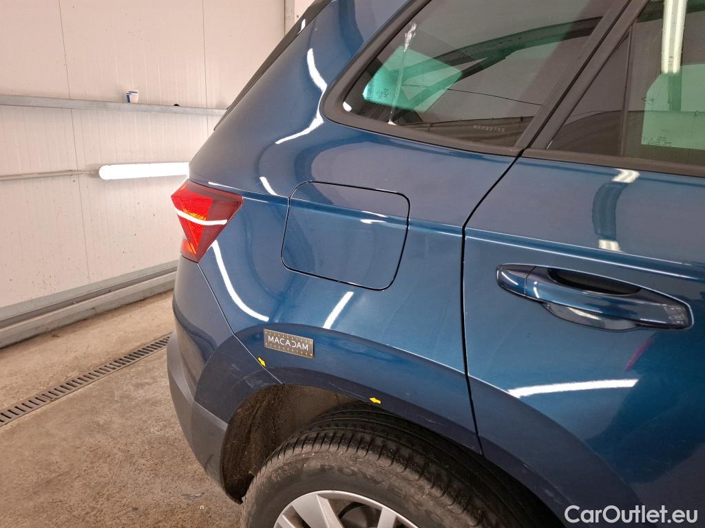  Skoda  Karoq SKODA  / 2017 / 5P / SUV 1.5 TSI ACT 150ch Ambition #4