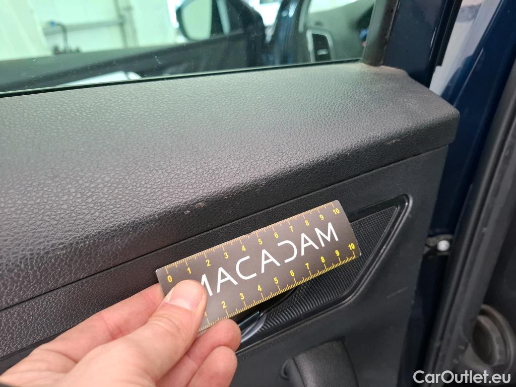  Skoda  Karoq SKODA  / 2017 / 5P / SUV 1.5 TSI ACT 150ch Ambition #24