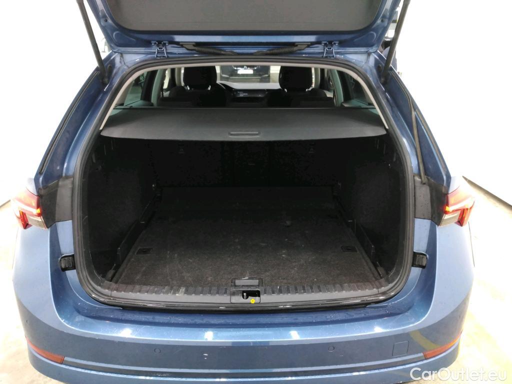  Skoda  Octavia  Break Business 2.0 TDI 150CV BVA7 E6d #47