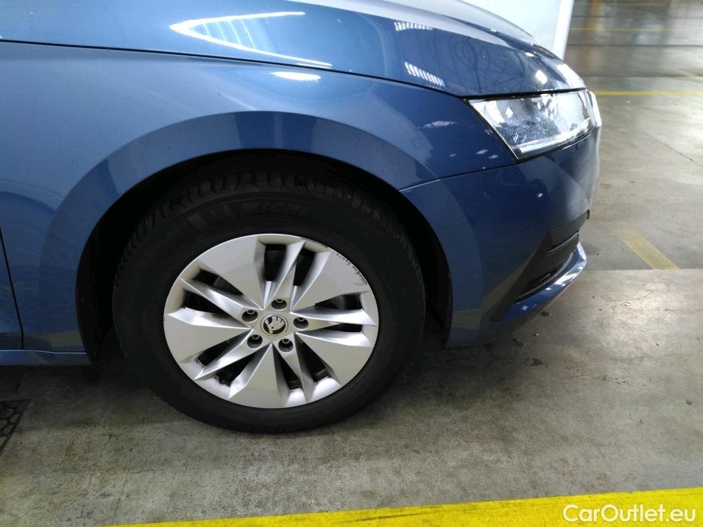  Skoda  Octavia  Break Business 2.0 TDI 150CV BVA7 E6d #18