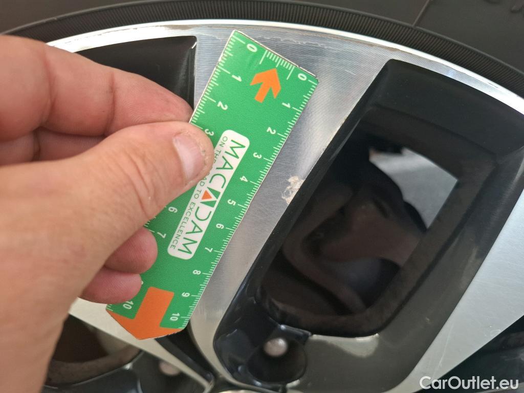  Renault  Arkana  Evolution 1.6 E-TECH Hybrid 145CV BVA6 E6d #17