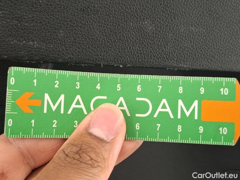  Volkswagen  Golf  VOLKSWAGEN / 2020 / 5P / Berline 2.0 TDI SCR 115 DSG7 Life Busi #32