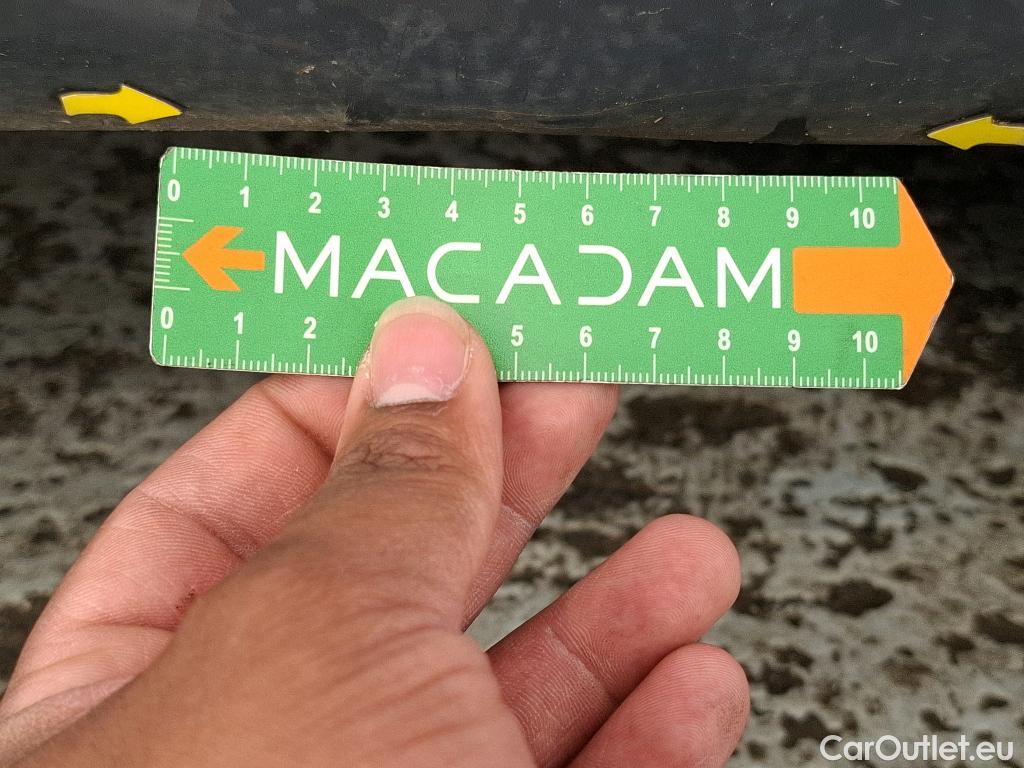  Volkswagen  Golf  VOLKSWAGEN / 2020 / 5P / Berline 2.0 TDI SCR 115 DSG7 Life Busi #3