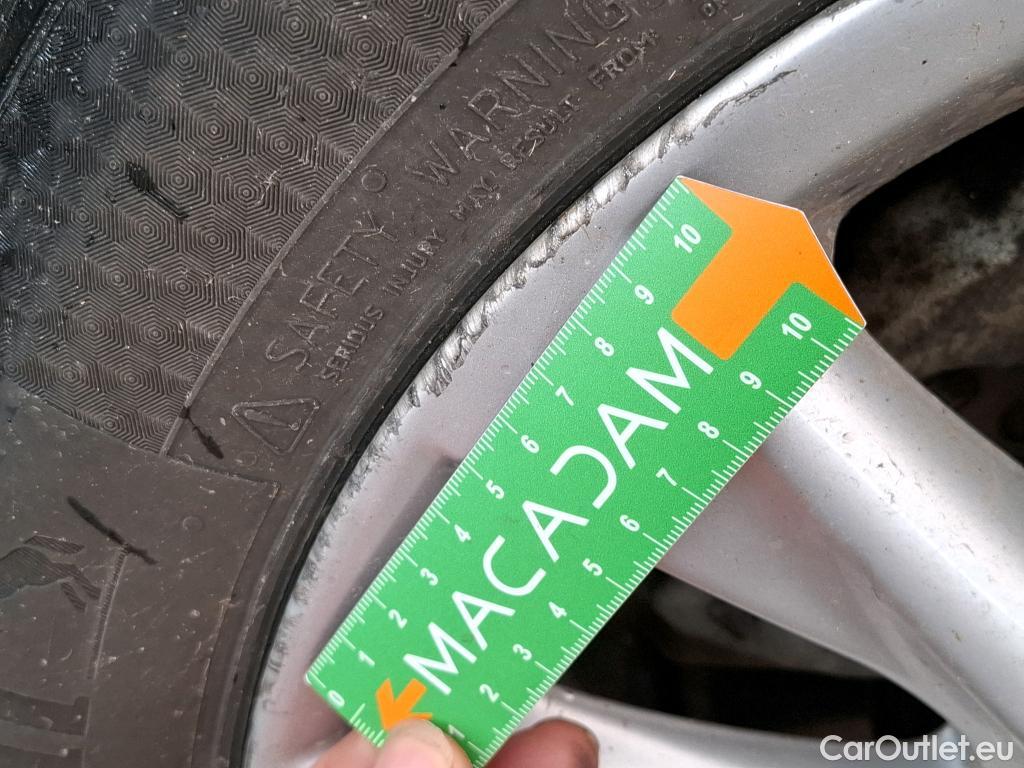  Toyota  Corolla TOYOTA  Touring Sports / 2018 / 5P / Break Hybride 122h Dynamic Business Beyond Zer #10