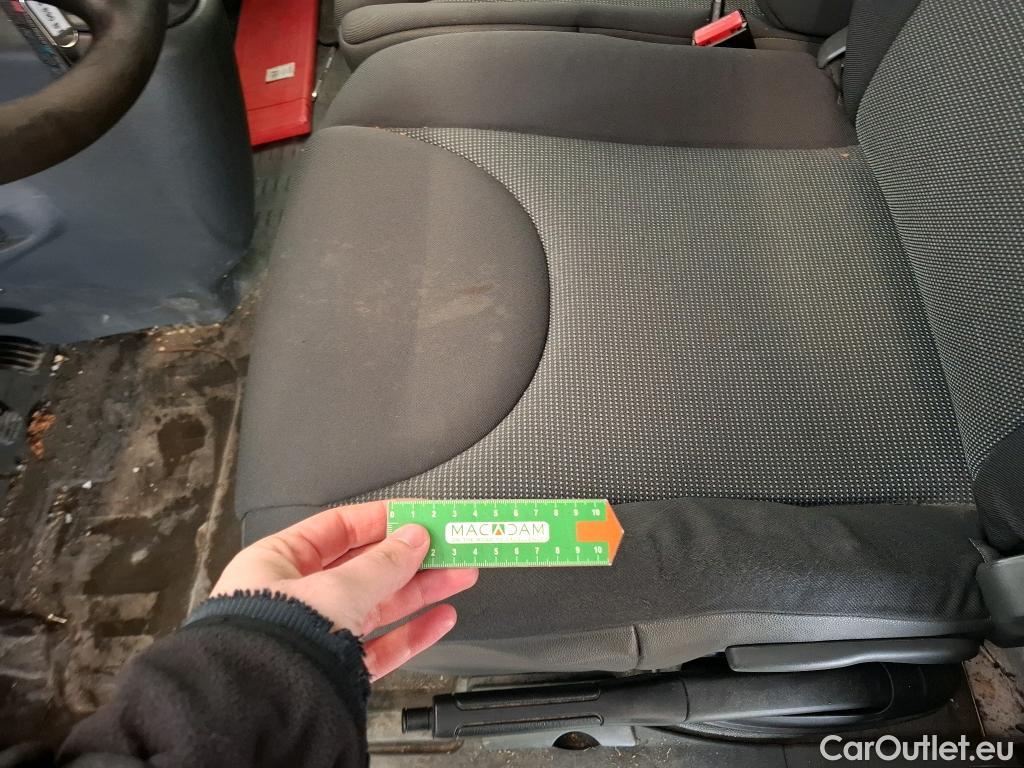  Citroen  Jumpy  HDi 90 FAP Confort 27 L1H1 Fourgon 1.6 HDi 90CV BVM5 E5 #15