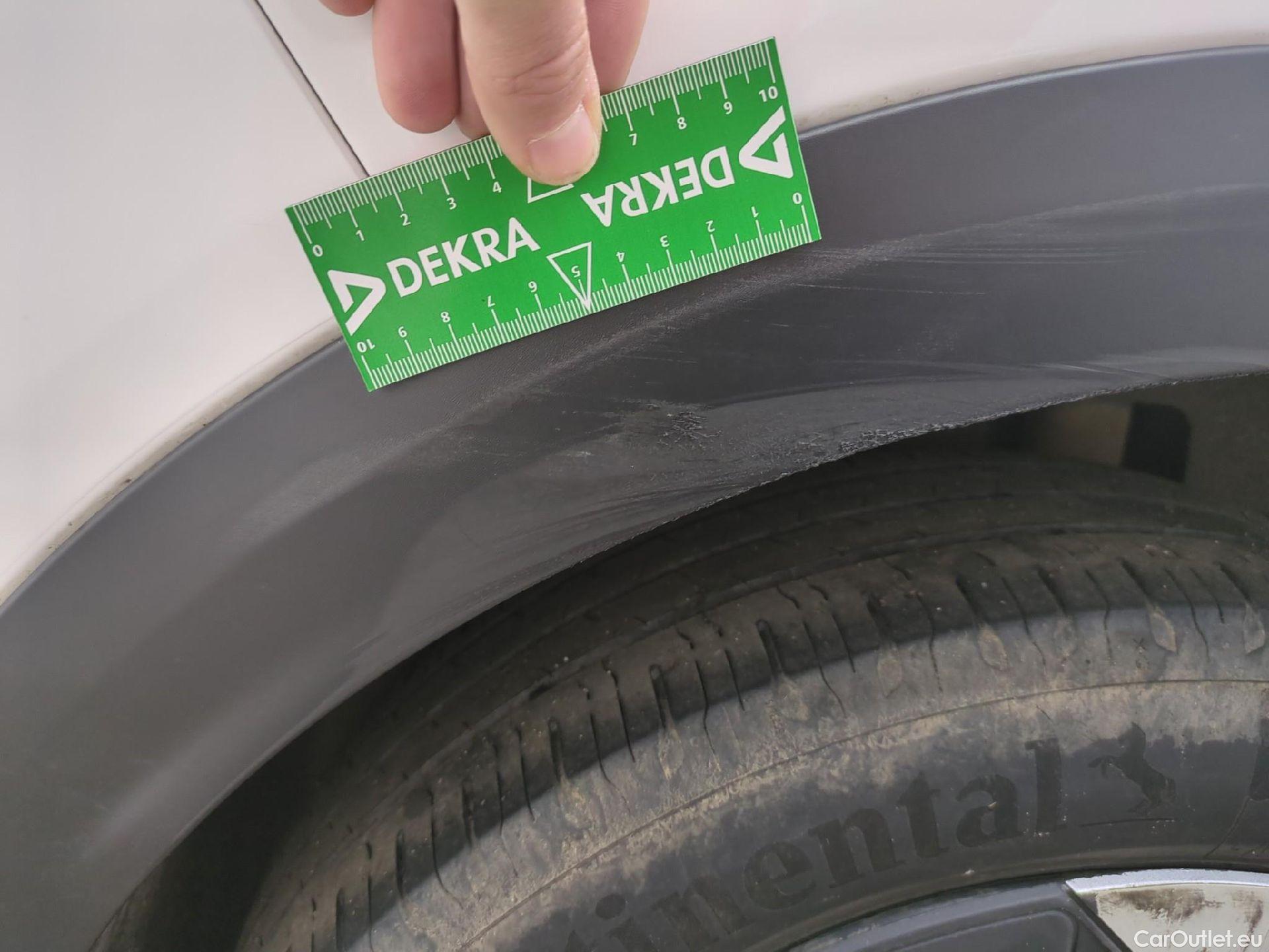  Citroen  C4  Berline Feel Nav Business 1.5 BlueHDI 130CV BVA8 E6d / TRANSFO VP VF #23