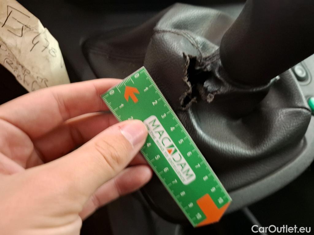  Renault  Kangoo RENAULT  Express VU 4p Fourgonnette Confort dCi 90 #33