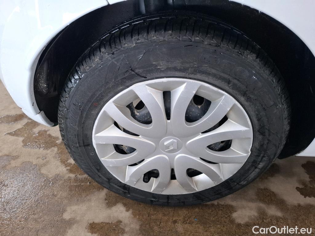  Renault  Clio  IV Air MediaNav 1.5 dCi 90CV BVM5 E6 #49