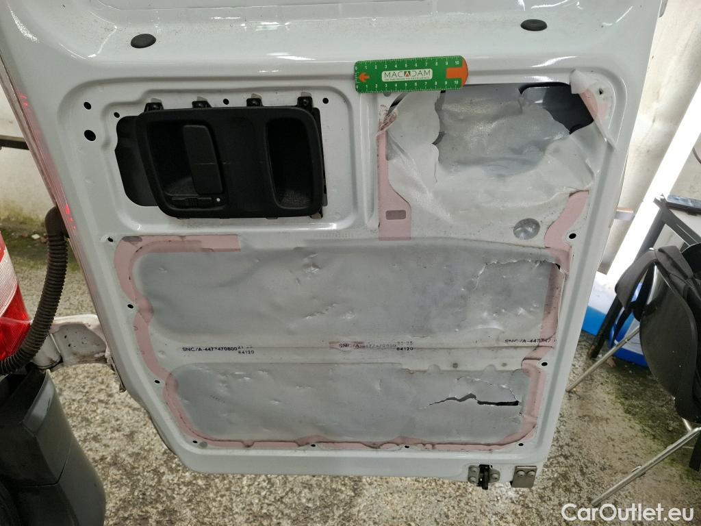  Mercedes  Vito MERCEDES-BENZ  Long / 2020 / 4P / Fourgon tôlé e- 60KWH Long #39