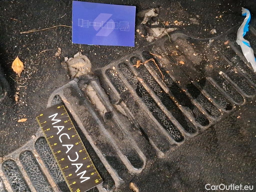  Renault  Clio  IV Air MediaNav 1.5 dCi 90CV BVM5 E6 #11