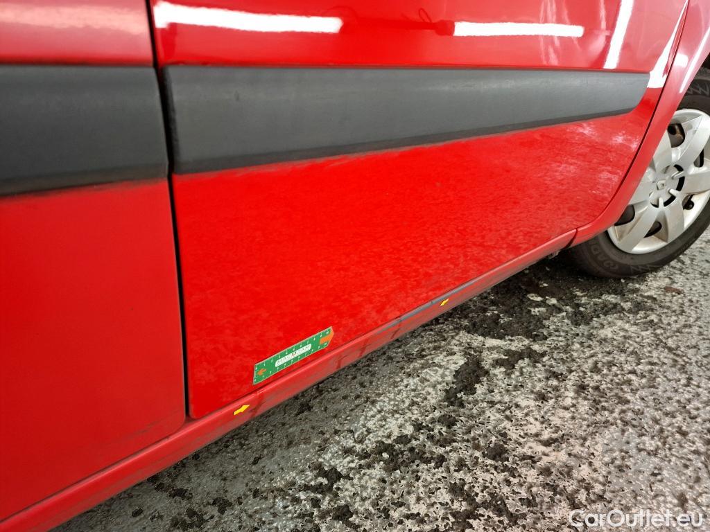  Renault  Kangoo RENAULT  Express VU 4p Fourgonnette Confort dCi 90 #14