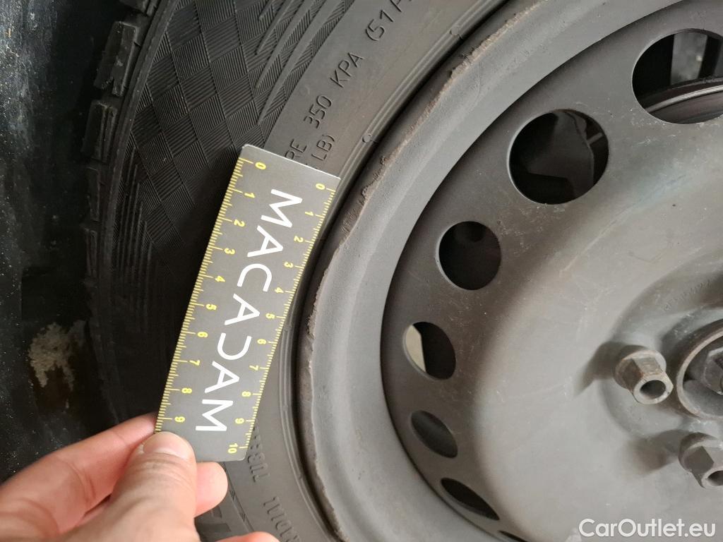  Renault  Clio  IV Air MediaNav 1.5 dCi 75CV BVM5 E6 #45