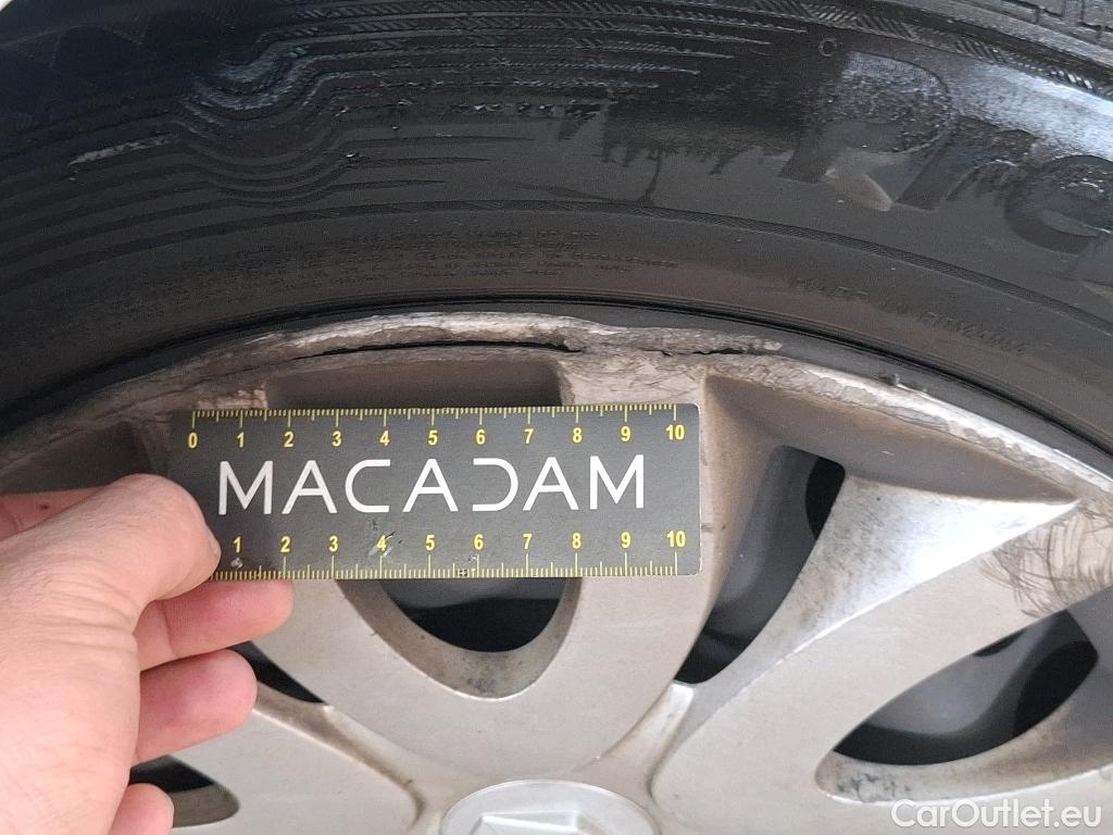  Renault  Clio  IV Air MediaNav 1.5 dCi 75CV BVM5 E6 #64