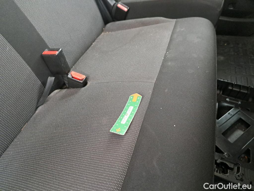  Opel  Vivaro OPEL  Cabine Approfondie20194PFourgon tole 20 Diesel 120 auto L2 CA Pack Busin #24