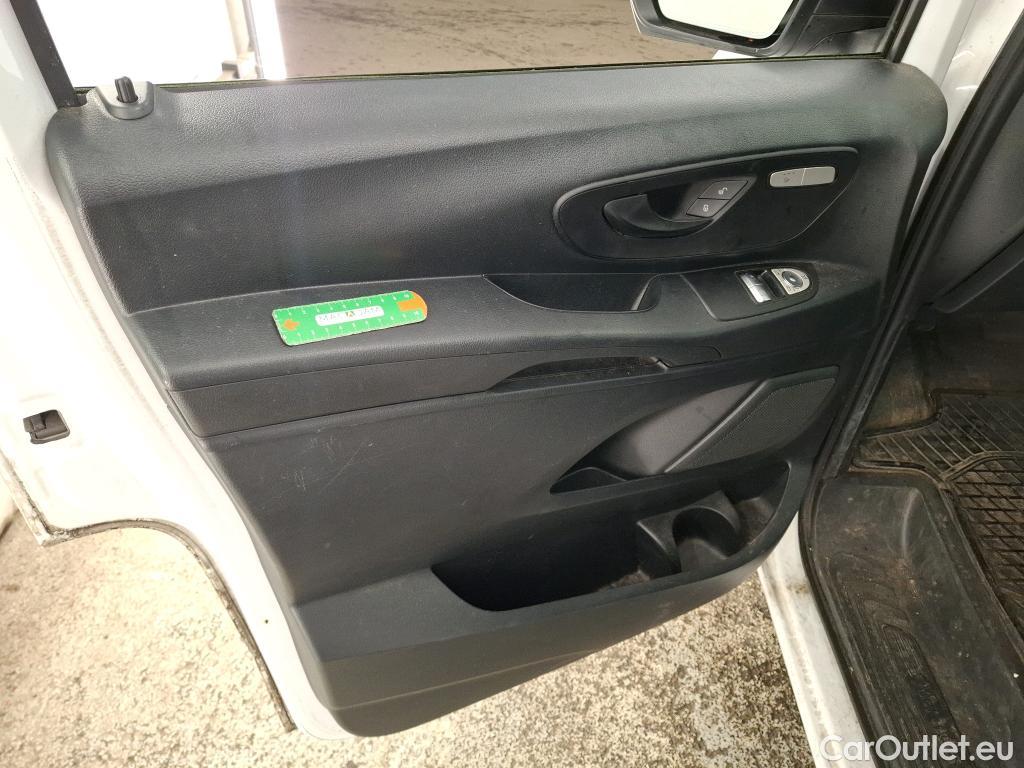  Mercedes  Vito MERCEDES-BENZ  Long / 2020 / 4P / Fourgon tôlé e- 60KWH Long #44