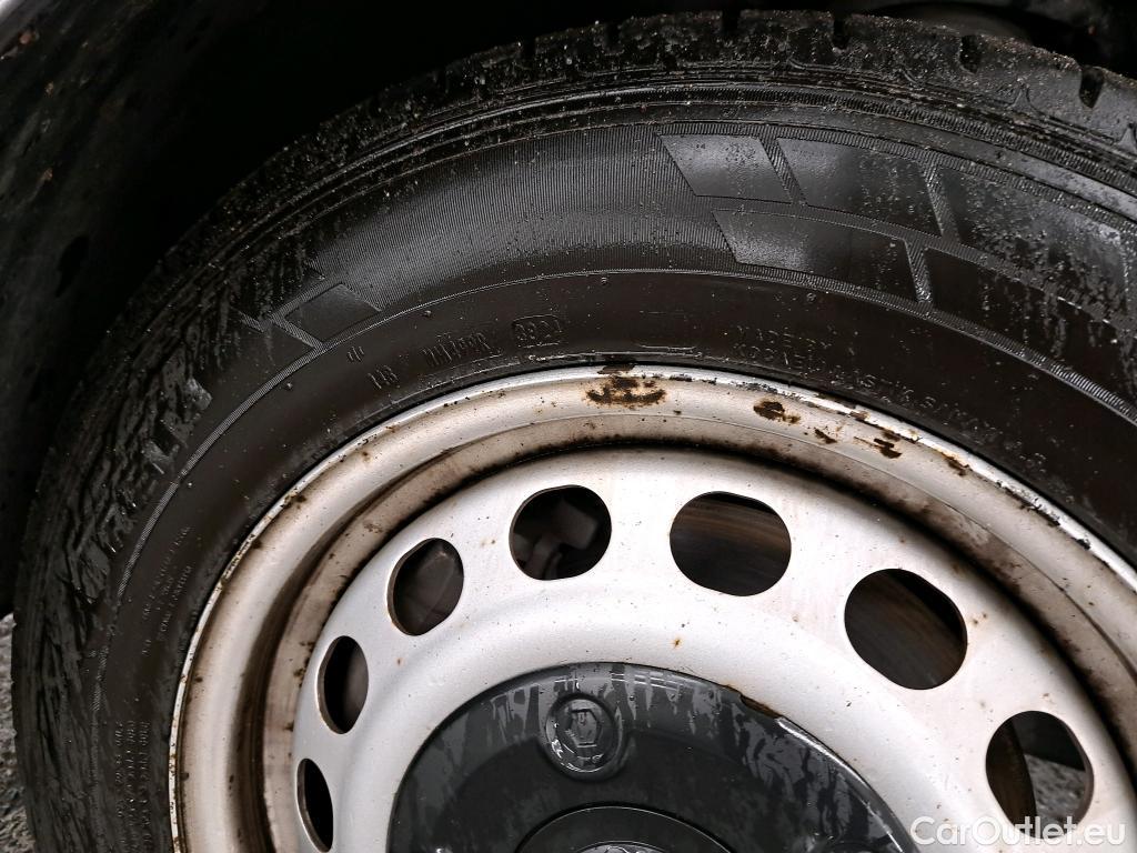  Opel  Vivaro OPEL  Cabine Approfondie20194PFourgon tole 20 Diesel 120 auto L2 CA Pack Busin #18