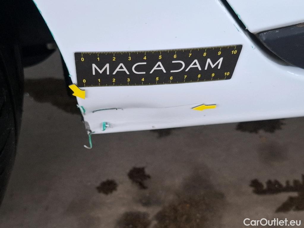  Renault  Clio  IV Air MediaNav 1.5 dCi 75CV BVM5 E6 #24