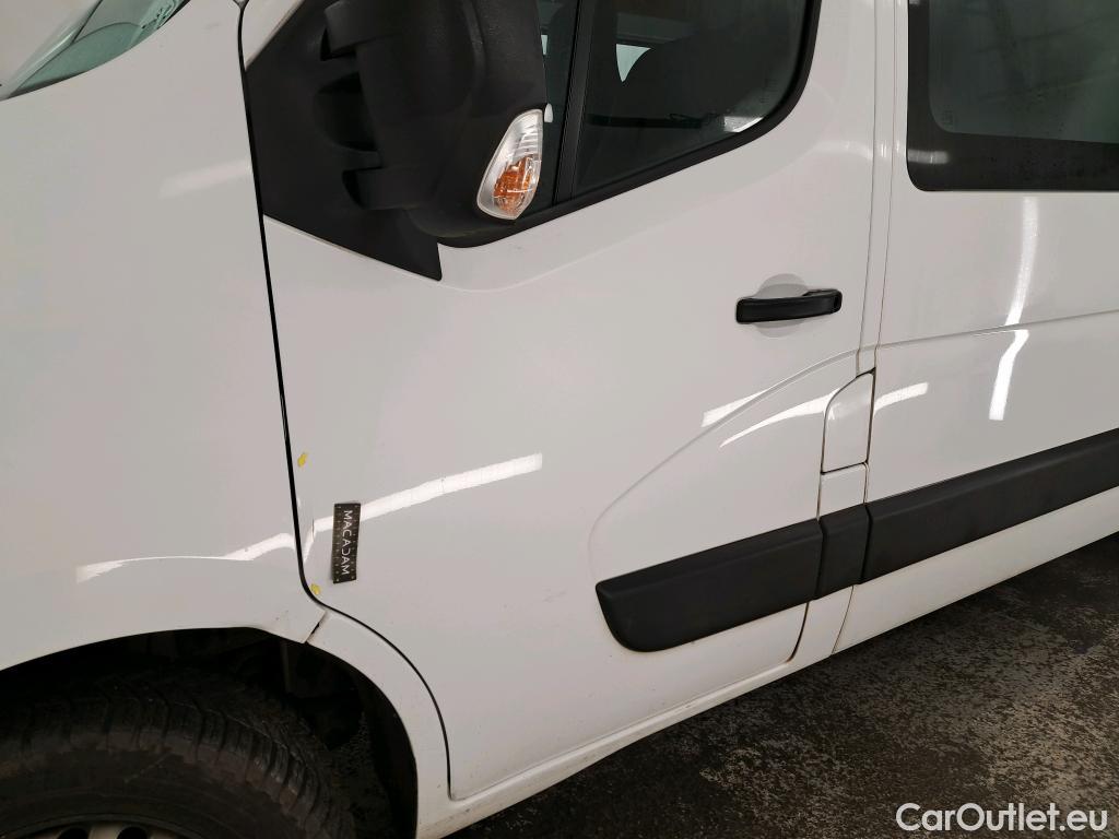  Renault  Master RENAULT  / 2019 / 4P / Fourgon tôlé CA Tr GCF F3500 L2H2 dCi 135 #23