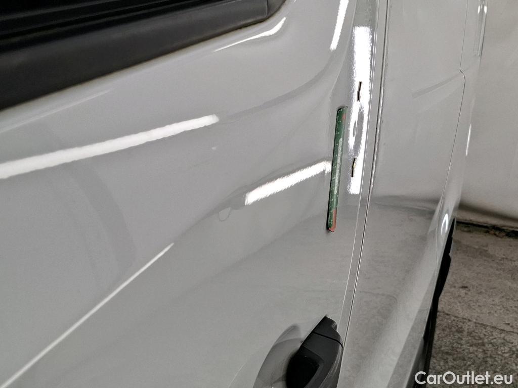  Renault  Trafic  Furgon Grand Confort L1H1 1200 1.6 dCi 125CV BVM6 E6 #17