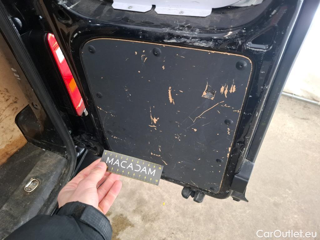  Volkswagen  Caddy VOLKSWAGEN  Maxi Van VU 4p Fourgonnette 2.0 TDI MAXI 102 DSG6 Business Line #47