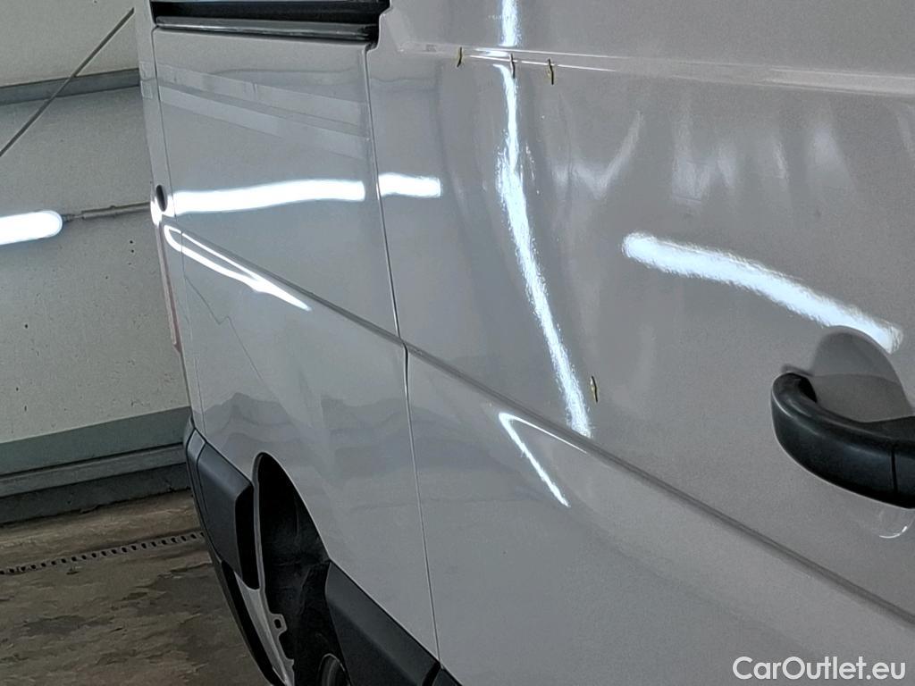  Renault  Master  III Fourgon L2H2 3 5 Grand Confort dCi #9