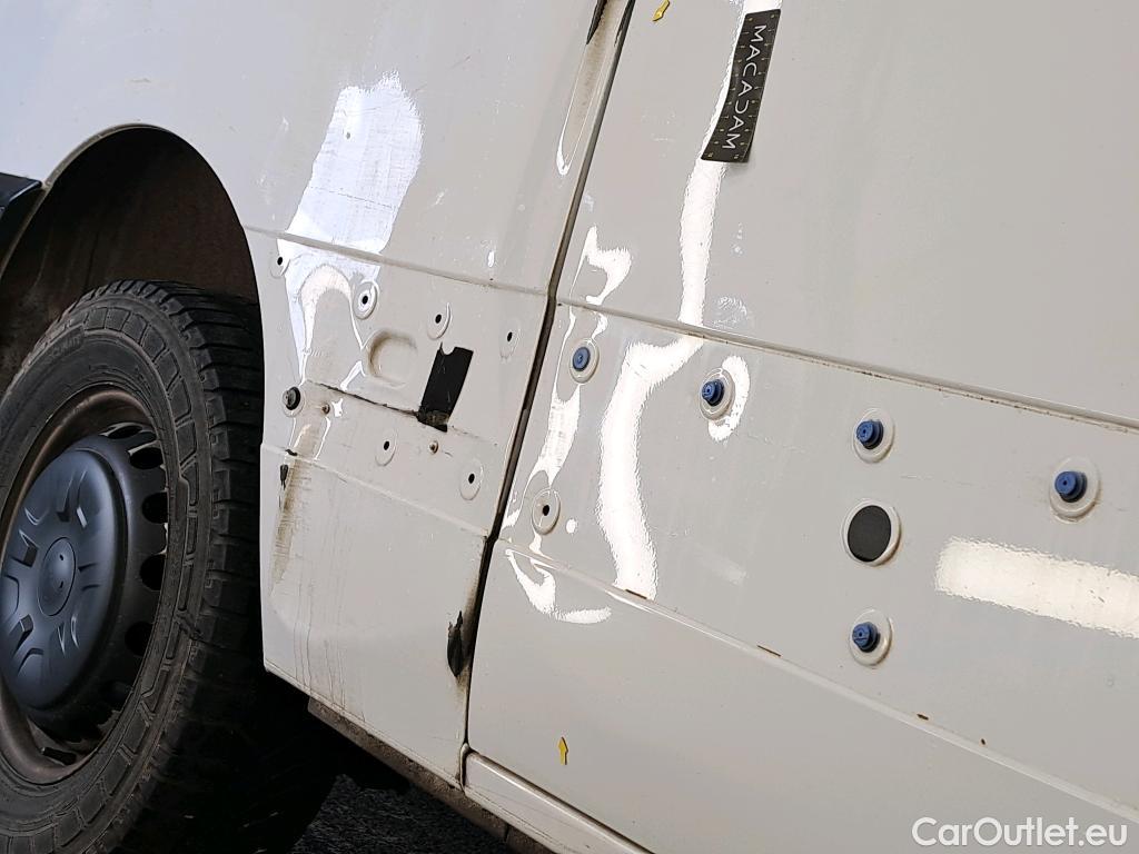  Renault  Master RENAULT  / 2019 / 4P / Fourgon tôlé CA Tr GCF F3500 L2H2 dCi 135 #15