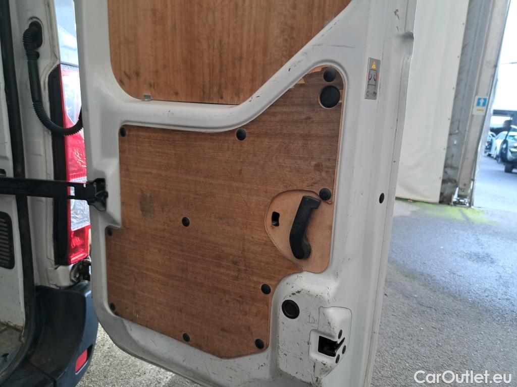  Renault  Master RENAULT  / 2019 / 4P / Fourgon tôlé CA Tr GCF F3500 L2H2 dCi 135 #59