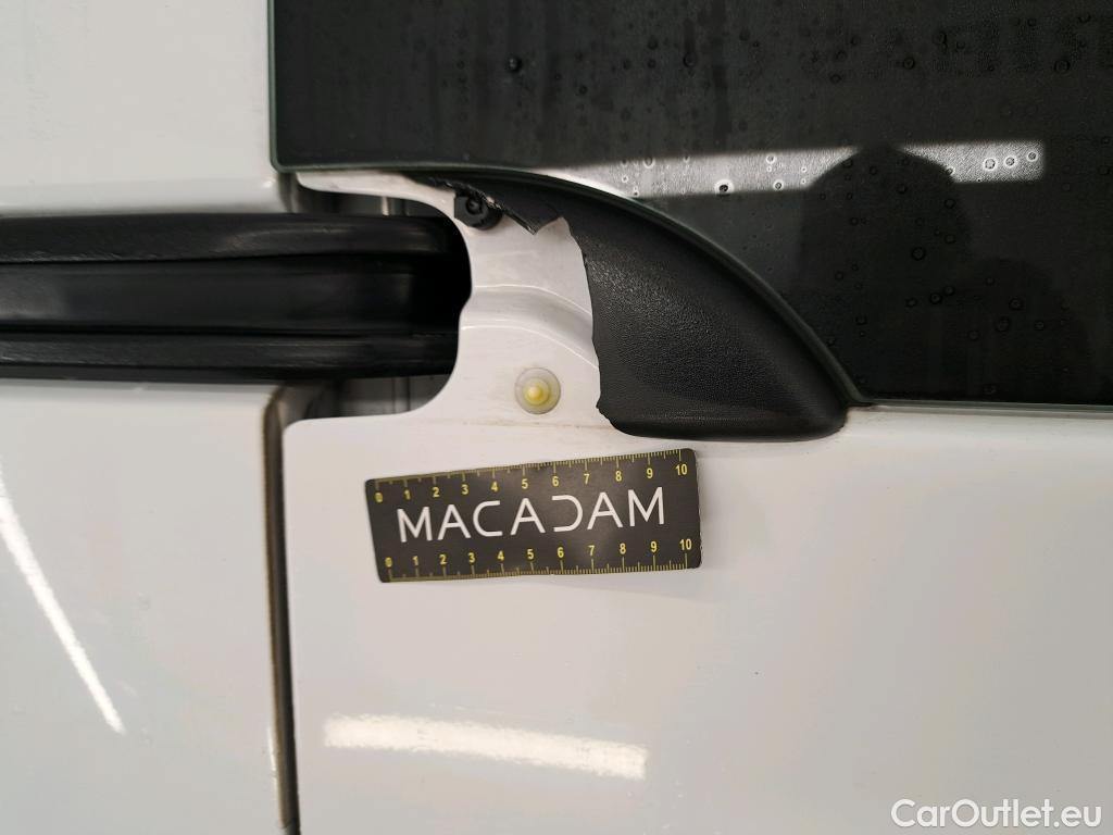  Renault  Master RENAULT  / 2019 / 4P / Fourgon tôlé CA Tr GCF F3500 L2H2 dCi 135 #55